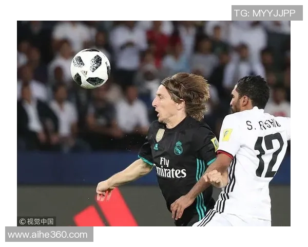 贾兹拉与大不里对决解析:战术较量与球员表现的深度剖析 贾兹拉与大不里对决解析:战术较量与球员表现的深度剖析